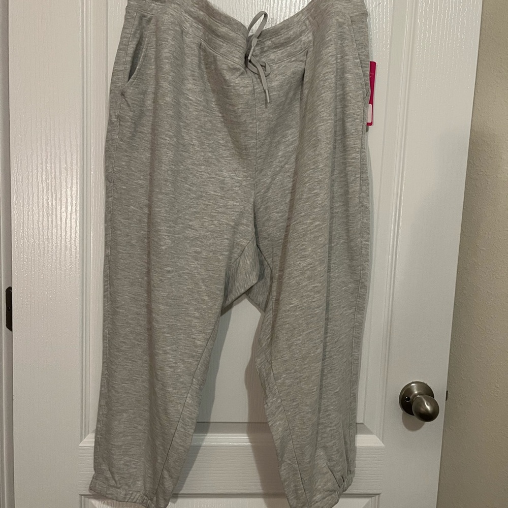 Yogalicious Gray Track Pants 2X with pockets